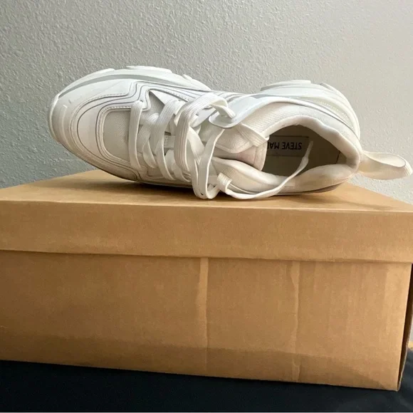 Steve Madden Cream and Gray Women's Sneakers - Picture 4 of 5